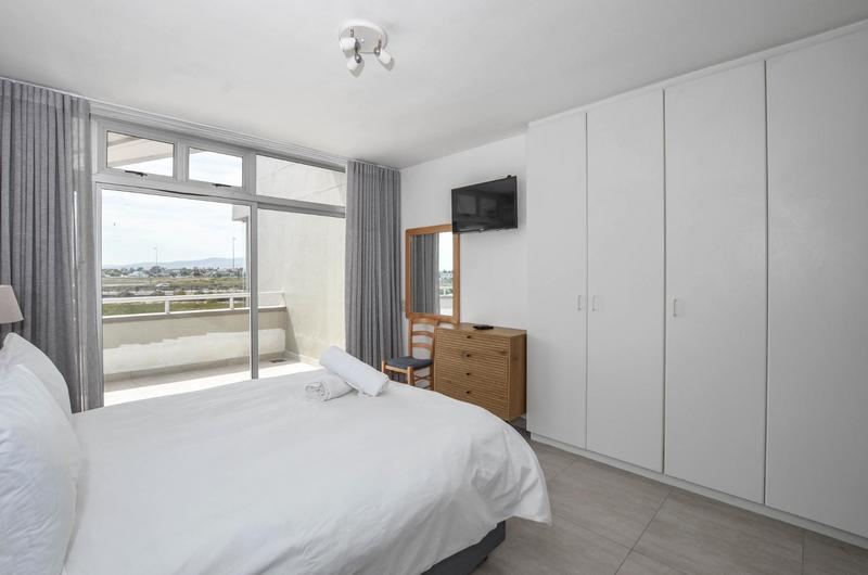 2 Bedroom Property for Sale in Dolphin Beach Western Cape